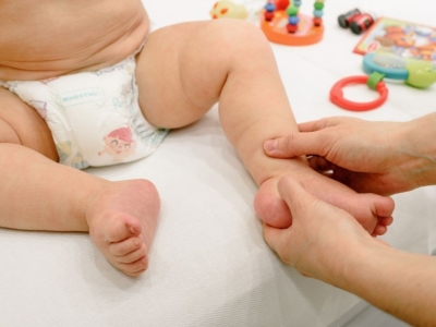 Il massaggio infantile: carezze per la vostra anima